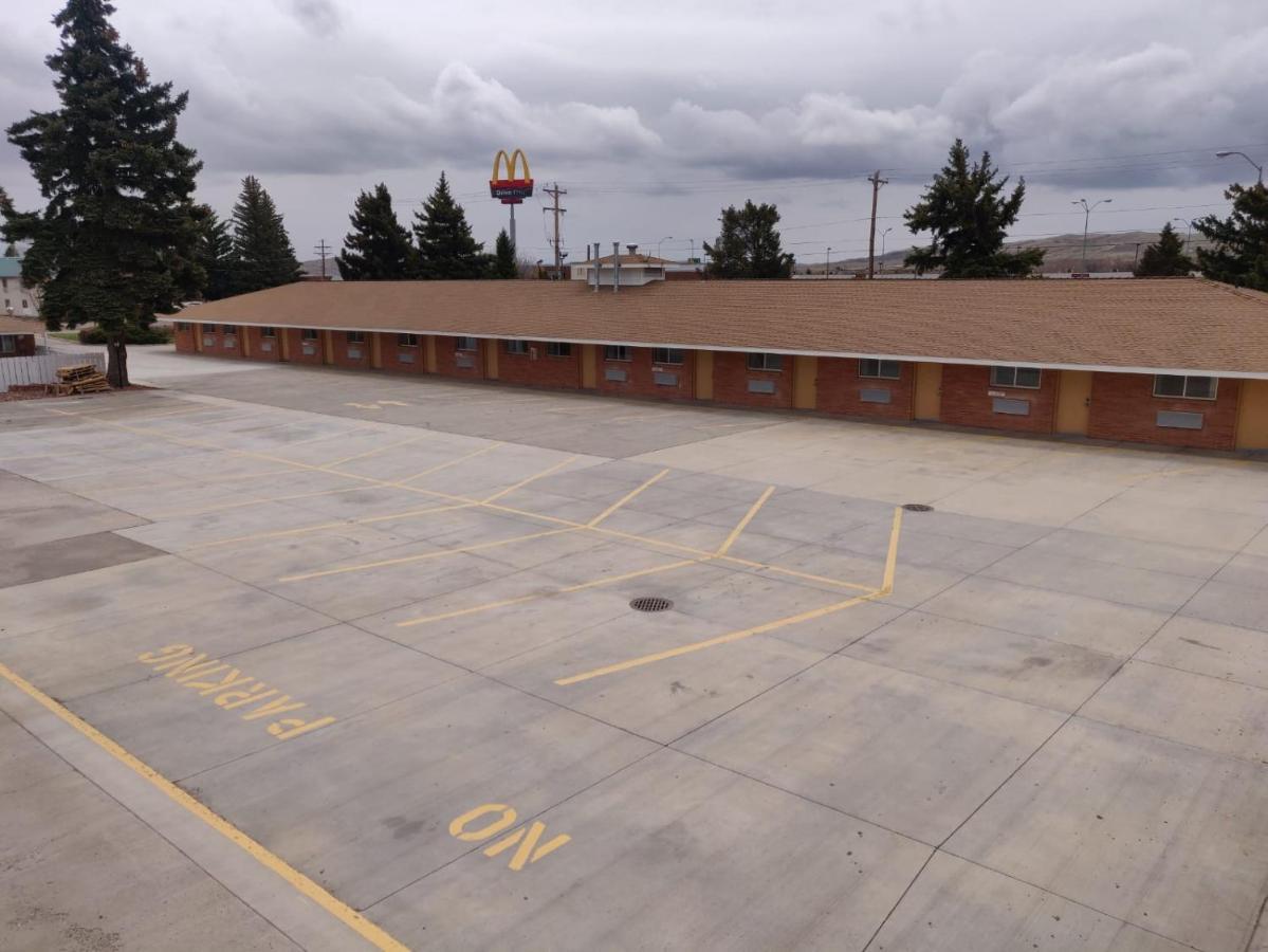 Skyline Motor Inn Cody Exterior foto